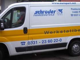 ... zwei alte Autos umbeschriften